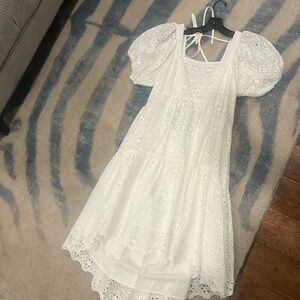 AMY LYNN Large white eyelet embroidered dress